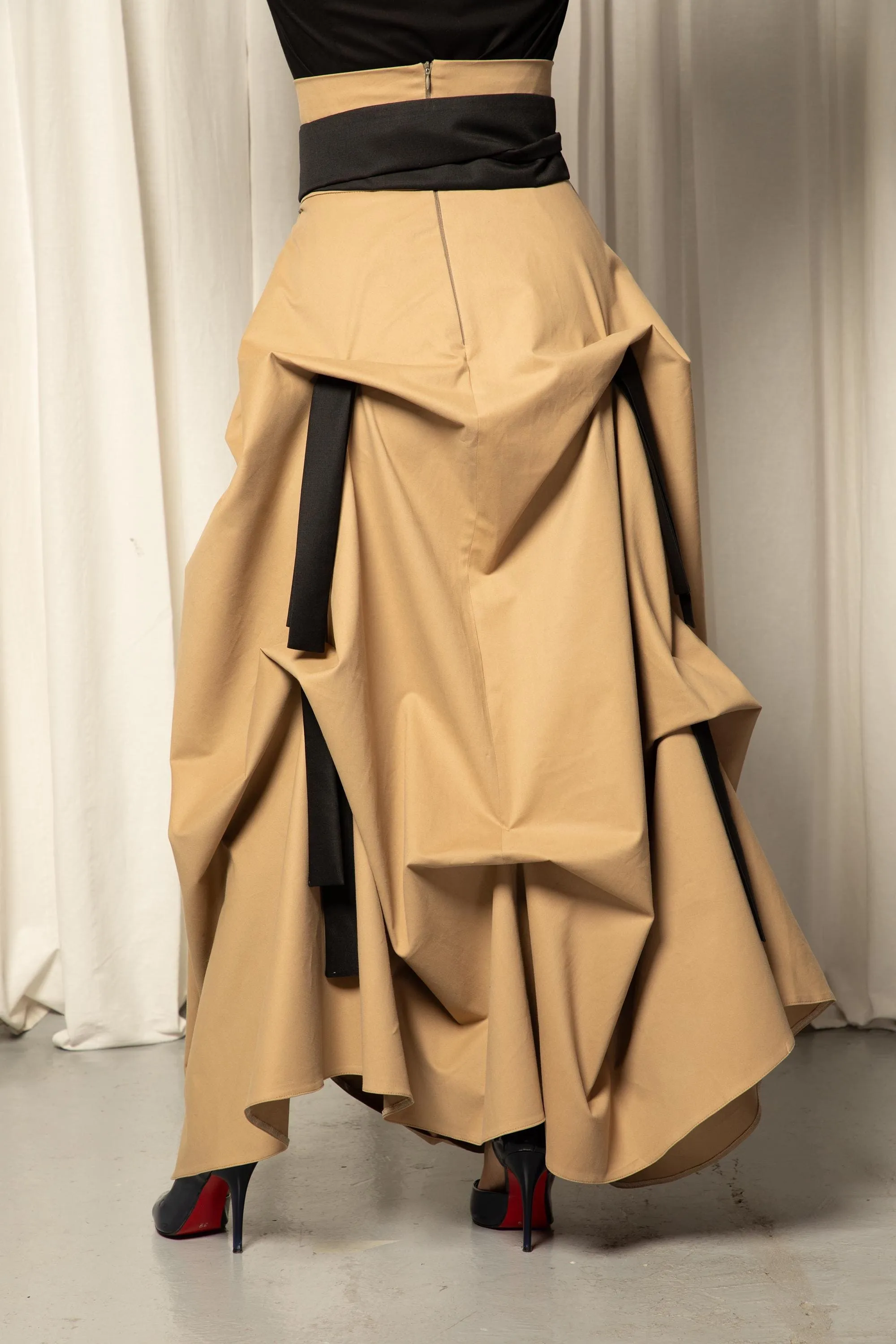 DRAPED SKIRT WITH BELT